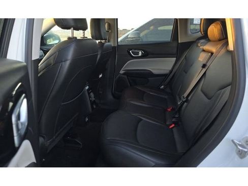 Used 2022 Jeep Compass Limited AWD/4WD image 8