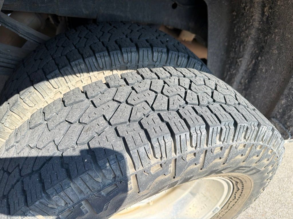 Used 2023 RAM 3500 Laramie AWD/4WD image 5