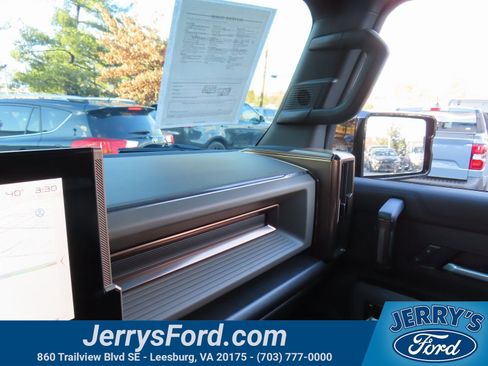 Used 2025 GMC Hummer EV 3X image 25