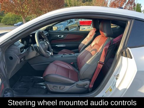Used 2025 Ford Mustang GT Premium image 15