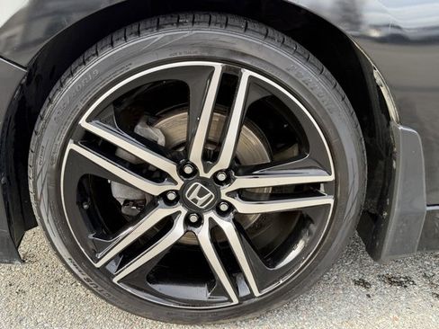 Used 2017 Honda Accord Sport Special Edition image 10