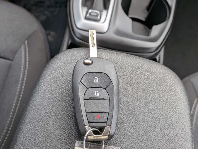 Used 2026 Chevrolet Trax LS w/ Driver Confidence Package FWD image 30