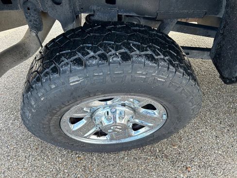 Used 2018 RAM 2500 SLT w/ Protection Group image 23