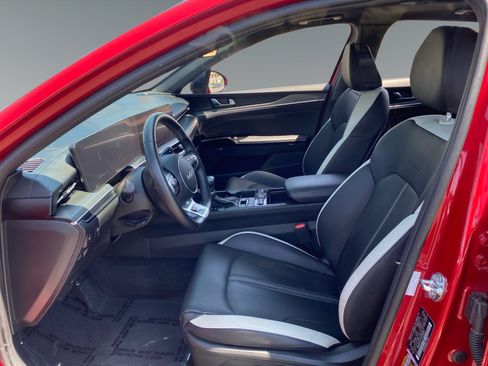 Used 2025 Kia K5 GT-Line w/ GT-Line Premium Package FWD image 9