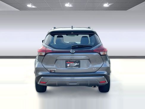 Used 2024 Nissan Kicks SR image 10
