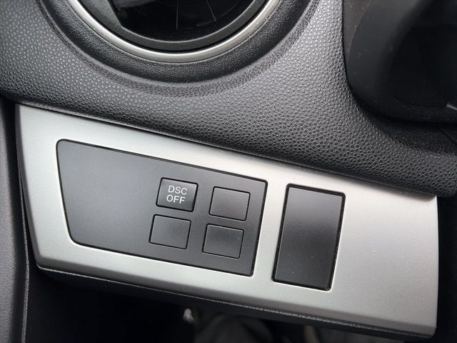 Used 2011 MAZDA MAZDA3 i Touring FWD image 17