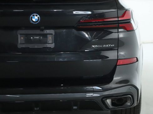 Certified 2025 BMW X5 xDrive50e w/ M Sport Package AWD/4WD image 46