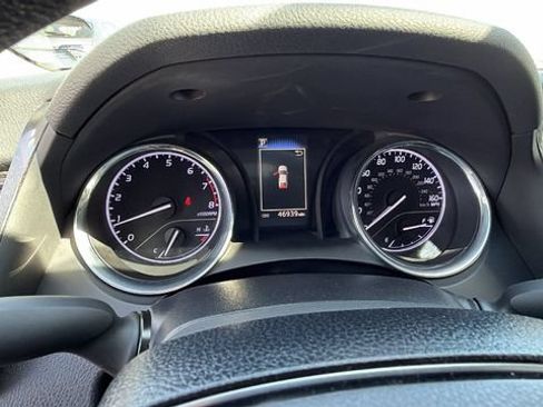 Used 2019 Toyota Camry LE FWD image 29