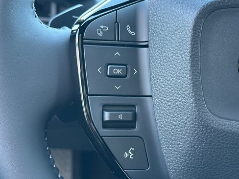 New 2026 Toyota C-HR AWD/4WD image 28