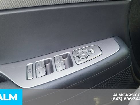 Used 2025 Hyundai Palisade SEL FWD image 12