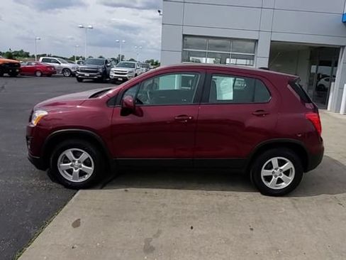 Used 2016 Chevrolet Trax LS AWD/4WD image 5