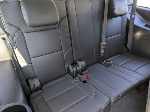 Used 2020 GMC Yukon SLT w/ Open Road Package image 34