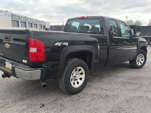 Used 2010 Chevrolet Silverado 1500 W/T image 7