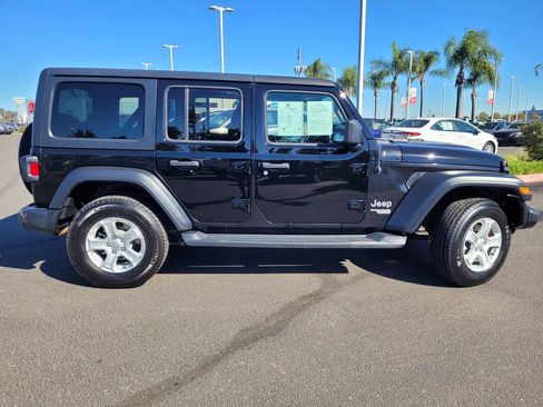 Used 2020 Jeep Wrangler Unlimited Sport S image 4