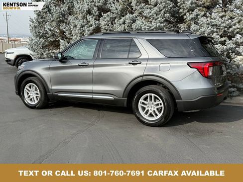 Used 2025 Ford Explorer Active AWD/4WD image 5