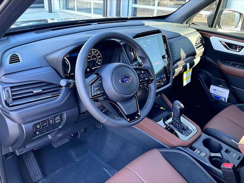 New 2025 Subaru Forester Touring image 8