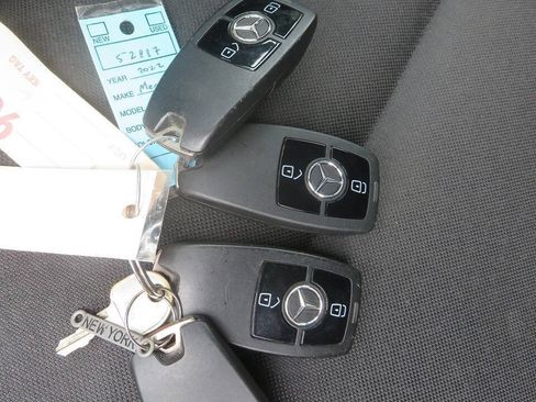 Used 2022 Mercedes-Benz Sprinter 2500 image 23