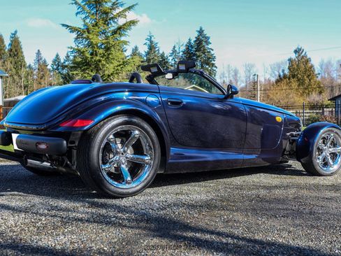 Used 2001 Chrysler Prowler image 8