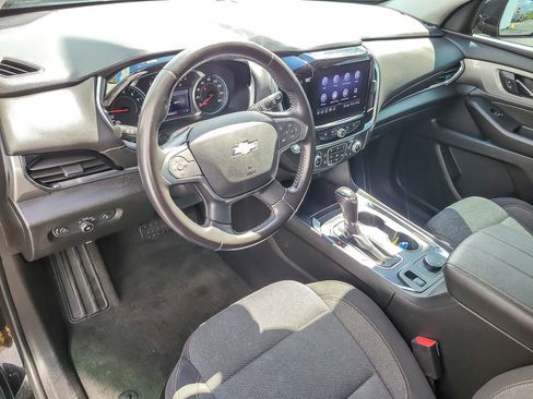 Used 2020 Chevrolet Traverse LT w/ LPO, Floor Liner Package AWD/4WD image 6