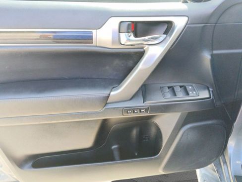 Certified 2022 Lexus GX 460 Premium w/ Accessory Package AWD/4WD image 8