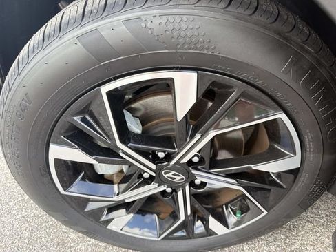Used 2025 Hyundai Sonata SEL FWD image 32