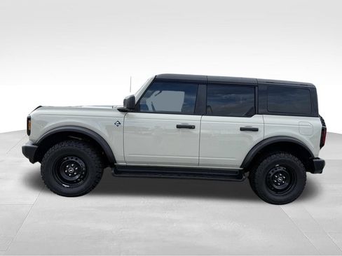 Used 2026 Ford Bronco Outer Banks AWD/4WD image 2