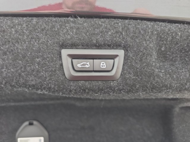 Certified 2024 BMW 540i xDrive w/ Convenience Package AWD/4WD image 31