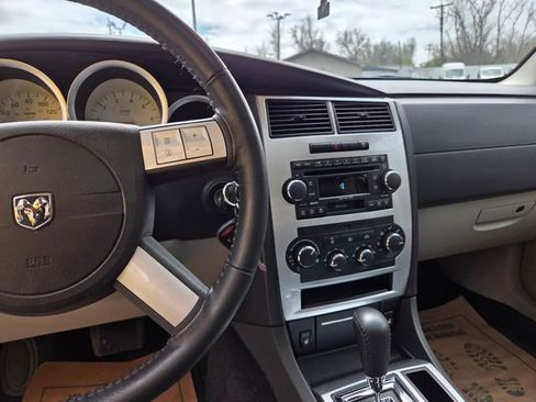 Used 2006 Dodge Charger R/T w/ Road/Track Performance Group RWD image 17