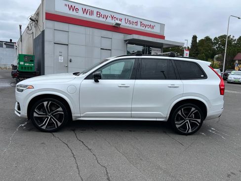 Used 2020 Volvo XC90 T8 R-Design w/ Protection Package AWD/4WD image 7