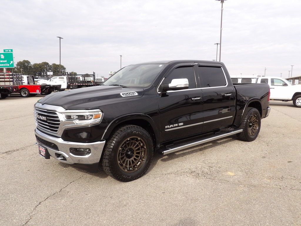 Used 2019 RAM 1500 Limited RWD image 3