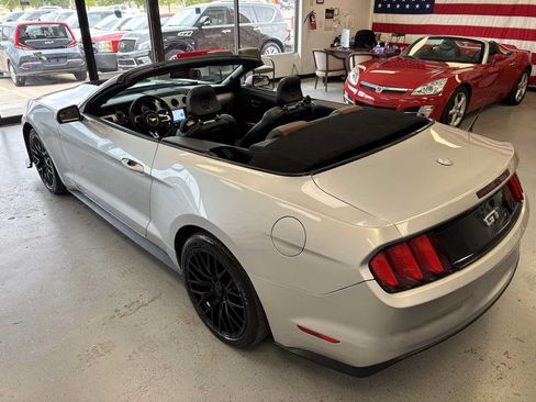 Used 2015 Ford Mustang GT Premium RWD image 13