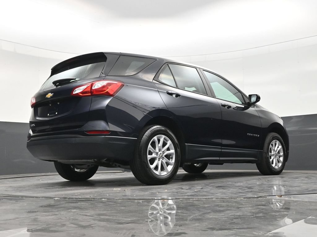 Used 2020 Chevrolet Equinox LS FWD image 24