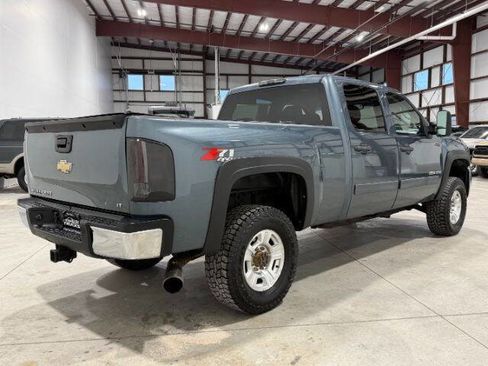Used 2007 Chevrolet Silverado 2500 LT w/ Suspension Package, Off-Road image 8
