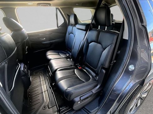 Used 2025 Honda Pilot Touring image 22