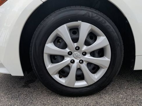 Used 2023 Toyota Corolla LE FWD image 9