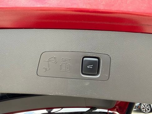 Used 2020 Lincoln Corsair FWD w/ Premium Package image 10