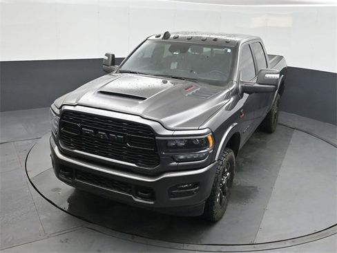 Used 2024 RAM 2500 Limited image 34
