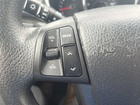 Used 2013 Kia Sorento LX w/ Convenience Pkg FWD image 15