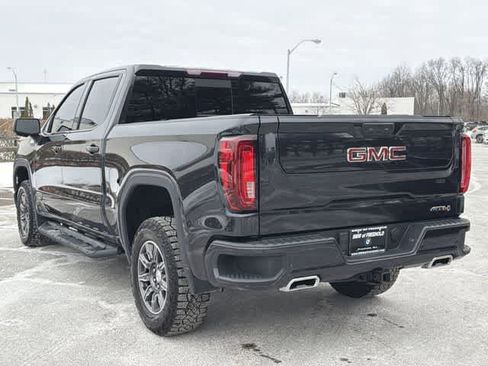 Used 2024 GMC Sierra 1500 AT4 w/ AT4 Preferred Package AWD/4WD image 12