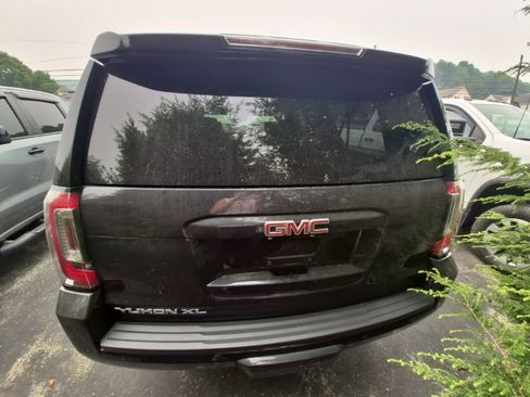 Used 2020 GMC Yukon XL SLT w/ Value Plus Edition AWD/4WD image 6