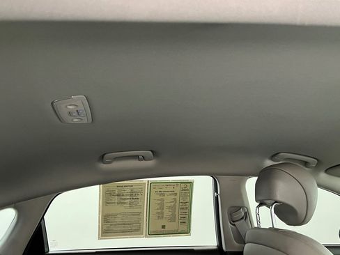 Used 2018 Genesis G80 3.8 image 17