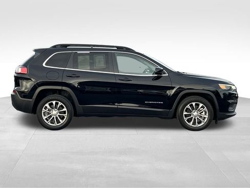 Used 2022 Jeep Cherokee Latitude Lux image 3