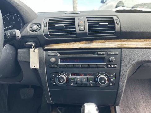 Used 2011 BMW 128i Coupe image 18