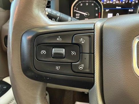 Used 2021 GMC Yukon Denali w/ Denali Premium Package image 30