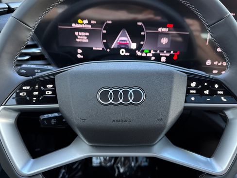 New 2025 Audi Q5 Premium Plus image 21