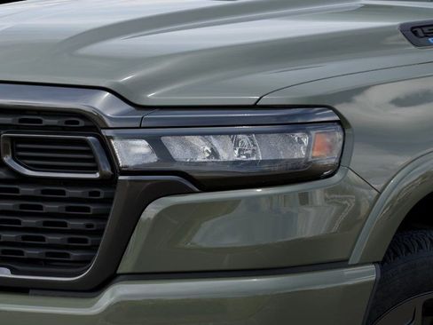 New 2026 RAM 1500 4x4 Crew Cab image 16