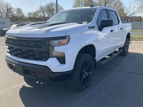 Used 2023 Chevrolet Silverado 1500 Custom Trail Boss w/ LPO, Dark Essentials Package image 1