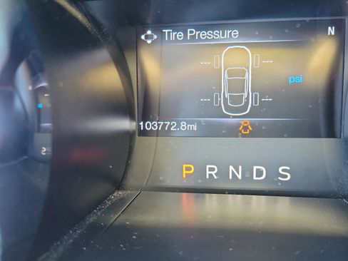 Used 2017 Ford Mustang Premium image 23