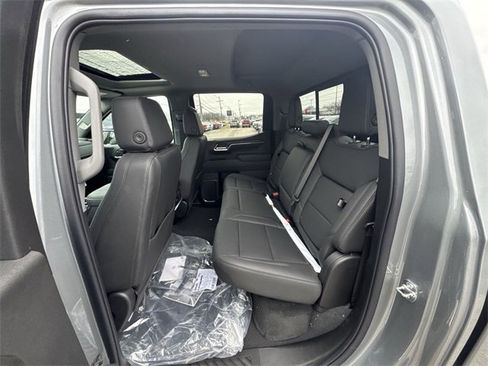 New 2026 GMC Sierra 1500 SLT w/ SLT Premium Package image 19