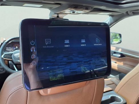 New 2026 Chevrolet Suburban High Country AWD/4WD image 20